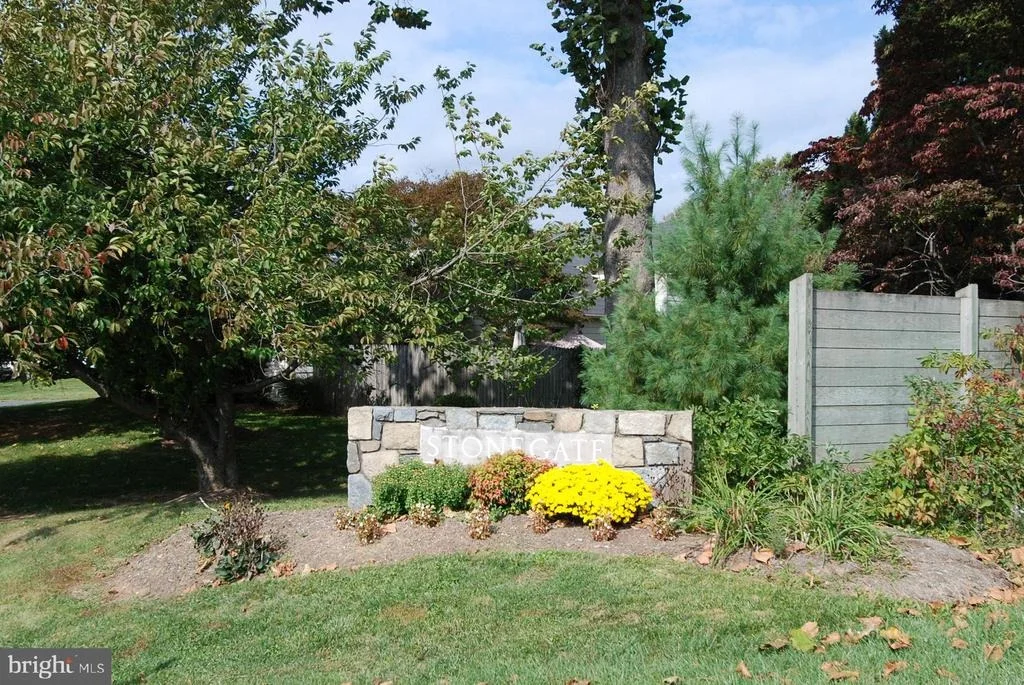Photo of 14908 FLINTSTONE LANE