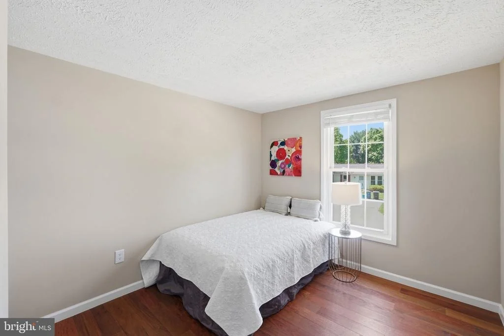 Photo of 19402 KILDONAN DRIVE