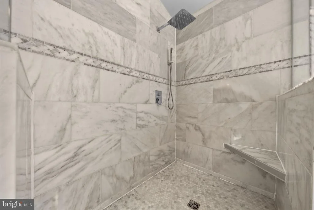 Photo of 5959 LYCEUM LANE