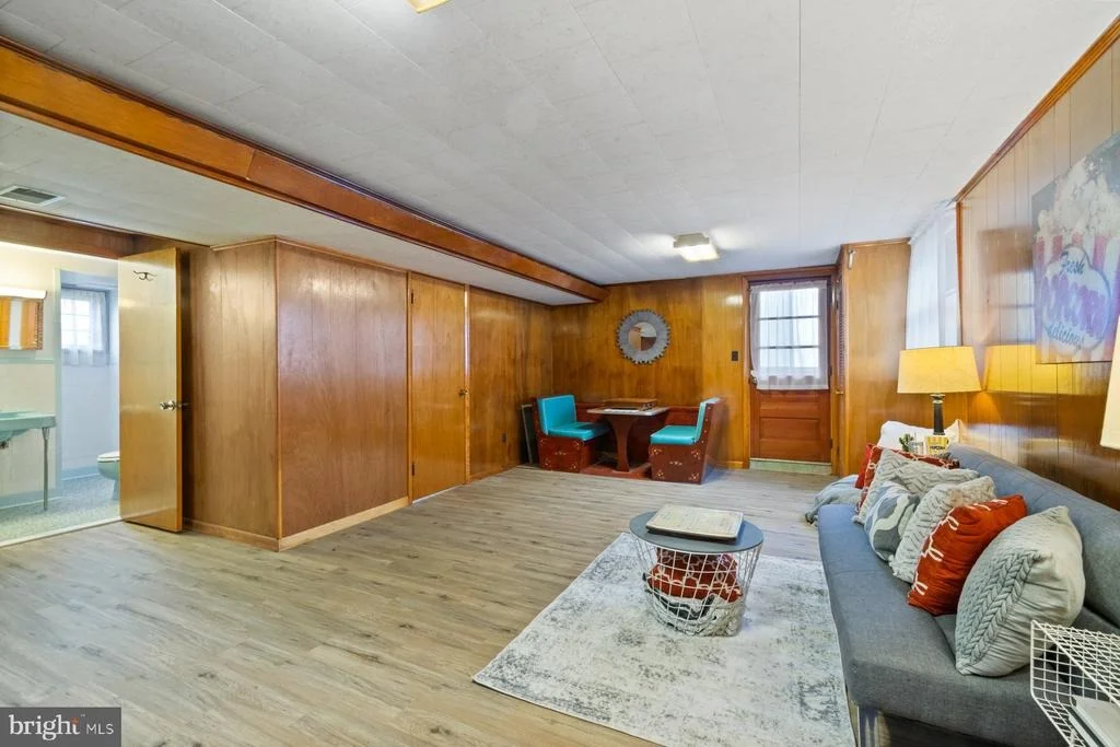 Photo of 8516 JENKINS ROAD
