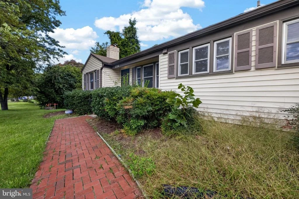 Photo of 2326 FAIRLAND ROAD