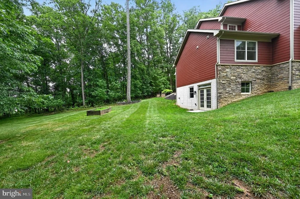 Photo of 8711 CHESTNUT GROVE ROAD
