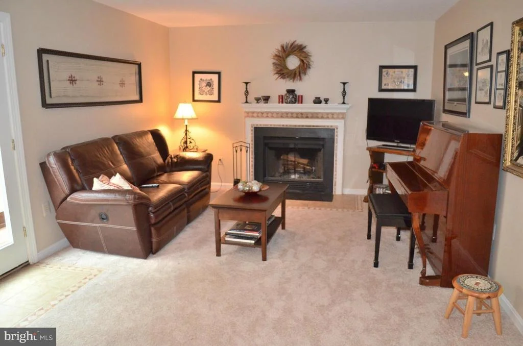 Photo of 9427 CLOVERHILL ROAD
