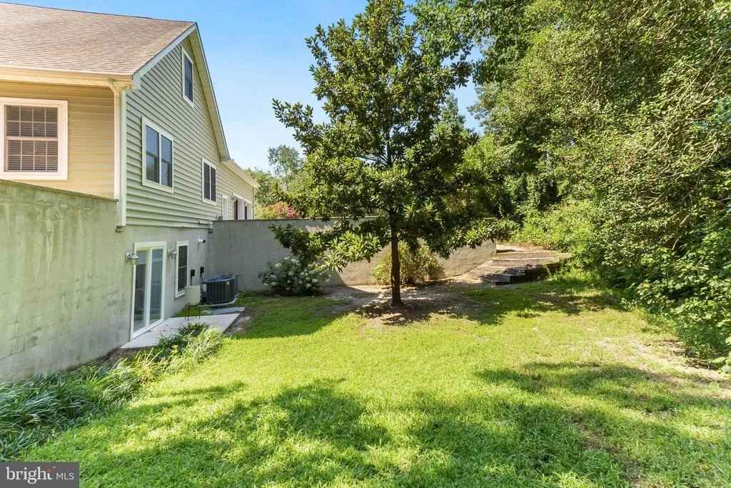 Photo of 33015 FOREST KNOLL DRIVE