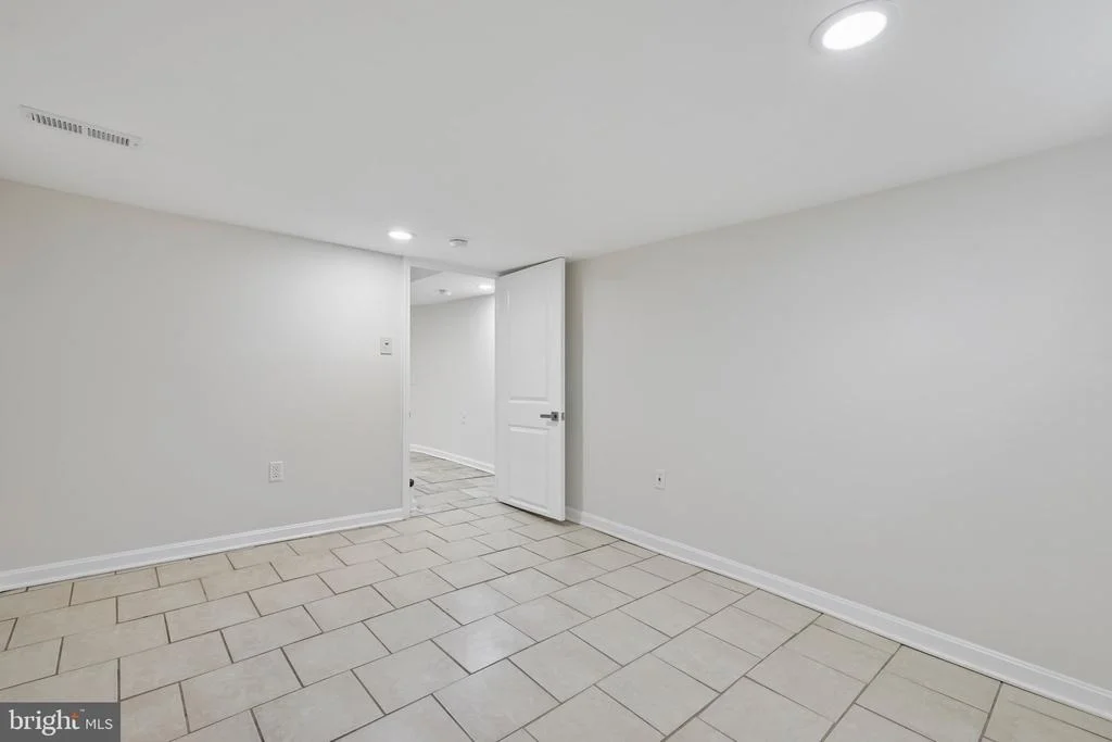 Photo of 3215 ROSALIE ROAD