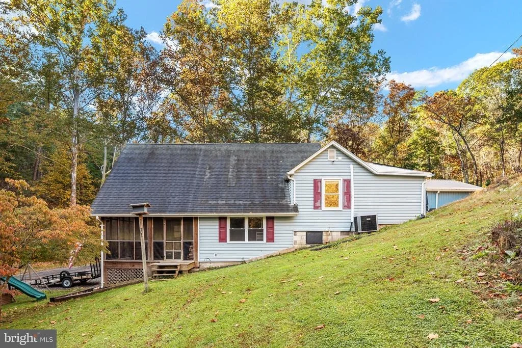 Photo of 322 HOLLOW ROAD