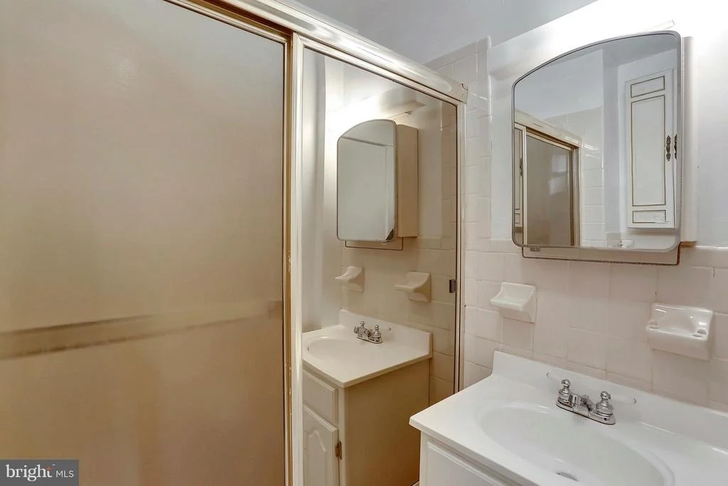 Photo of 11409 MAPLEVIEW DRIVE