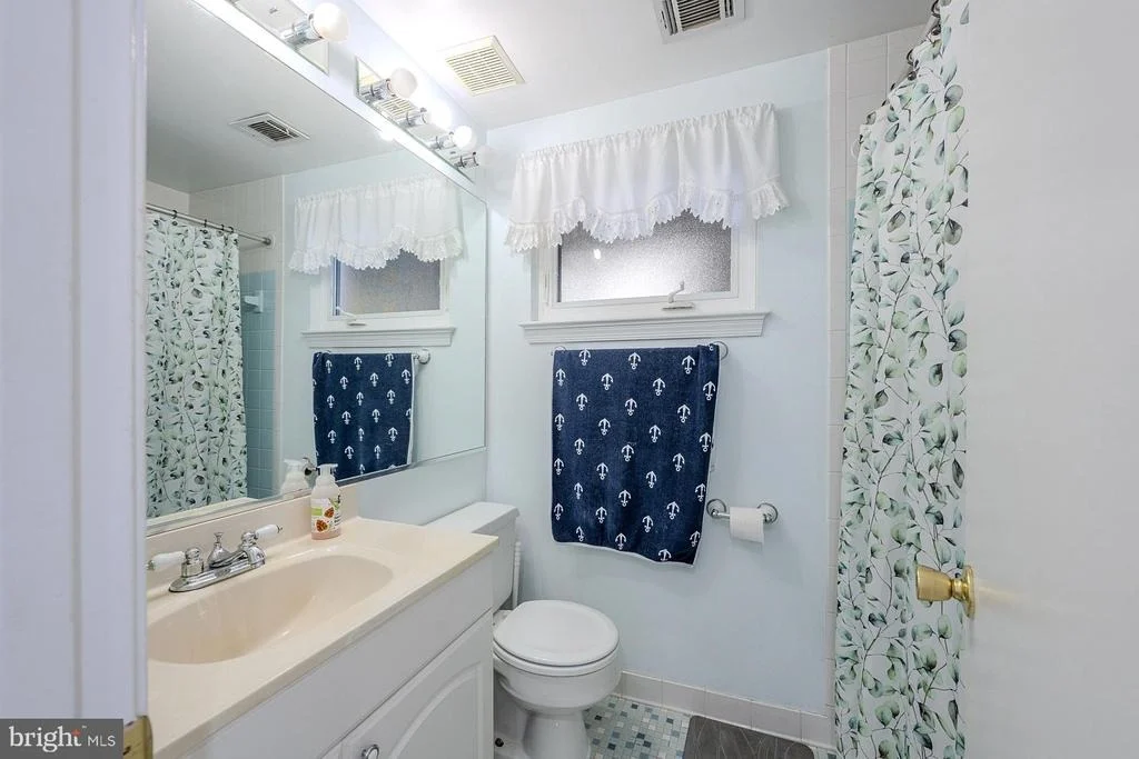 Photo of 6112 HARMON PLACE