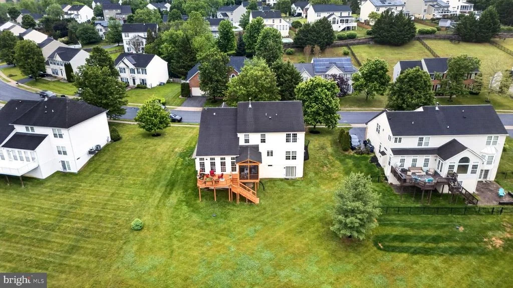 Photo of 8 N POINTE TERRACE