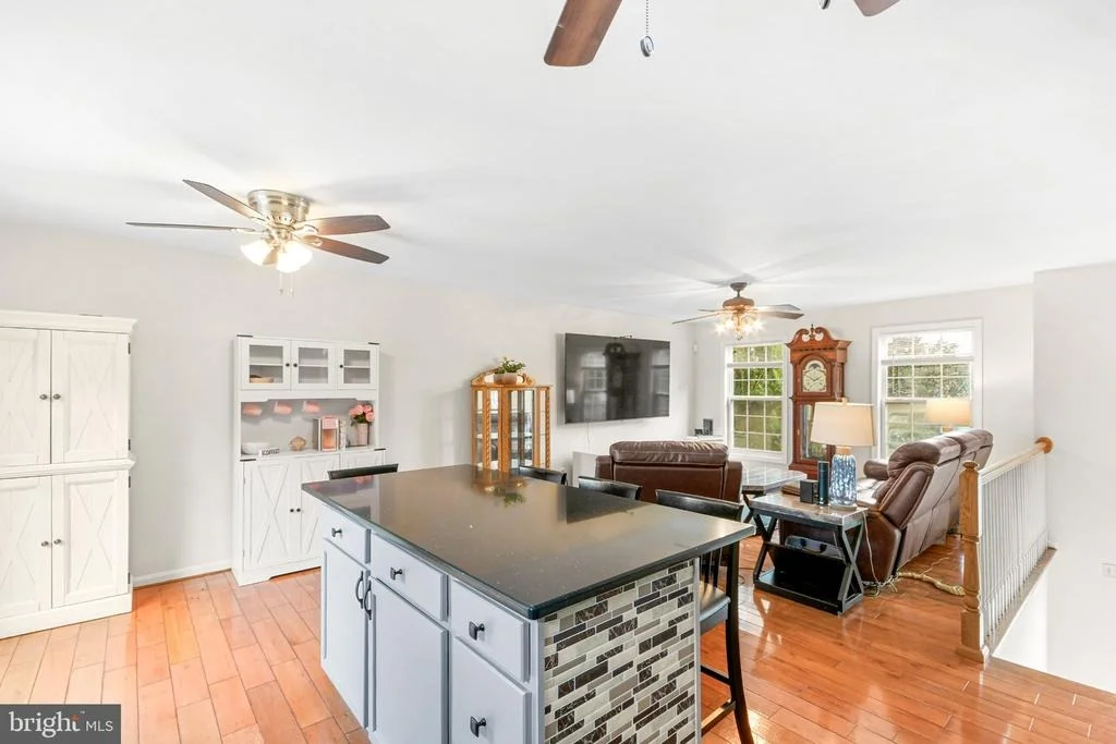 Photo of 16902 READING DRIVE