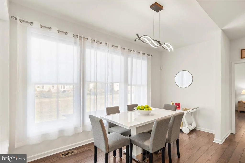 Photo of 24032 BENJAMIN HARRISON CIRCLE