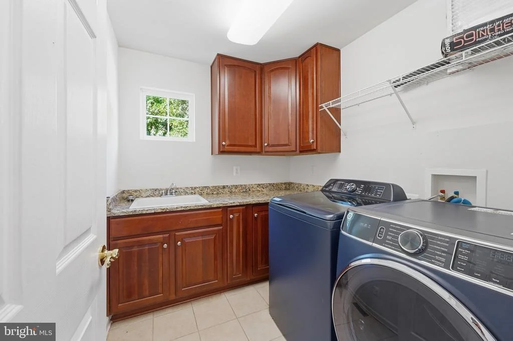 Photo of 2148 CHESTNUT LANE