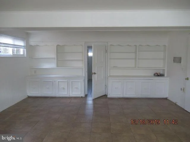 Photo of 1801 GLENPARK DRIVE