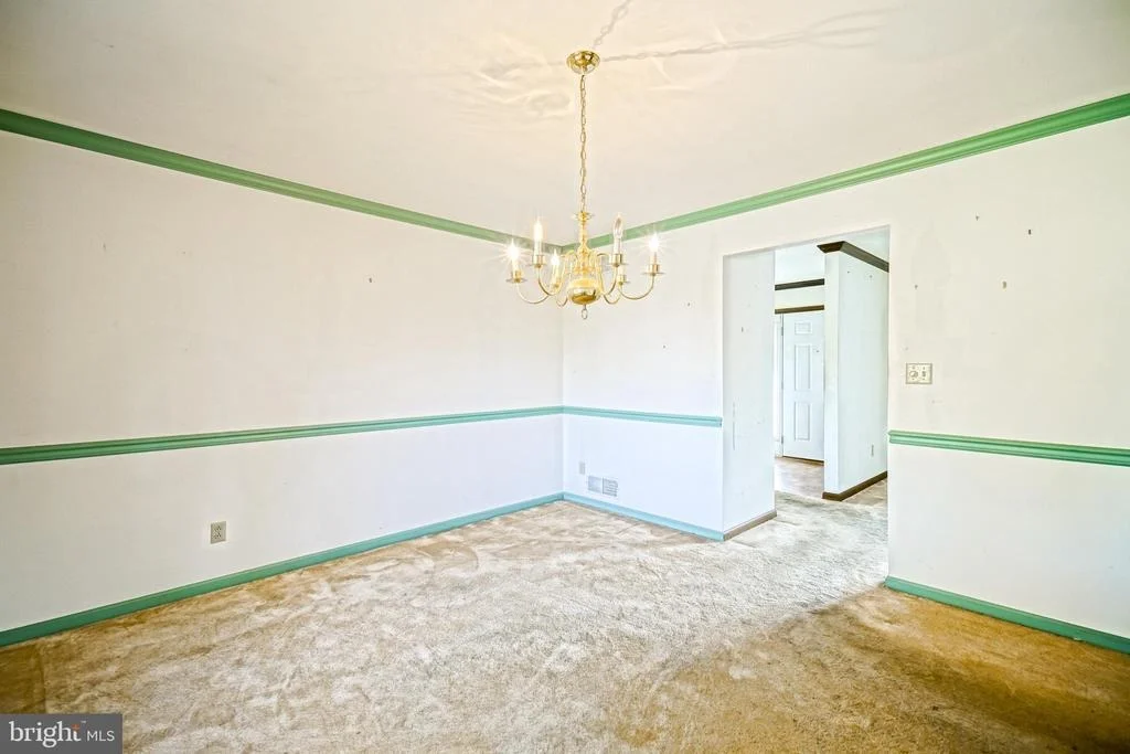 Photo of 30455 E MILL RUN