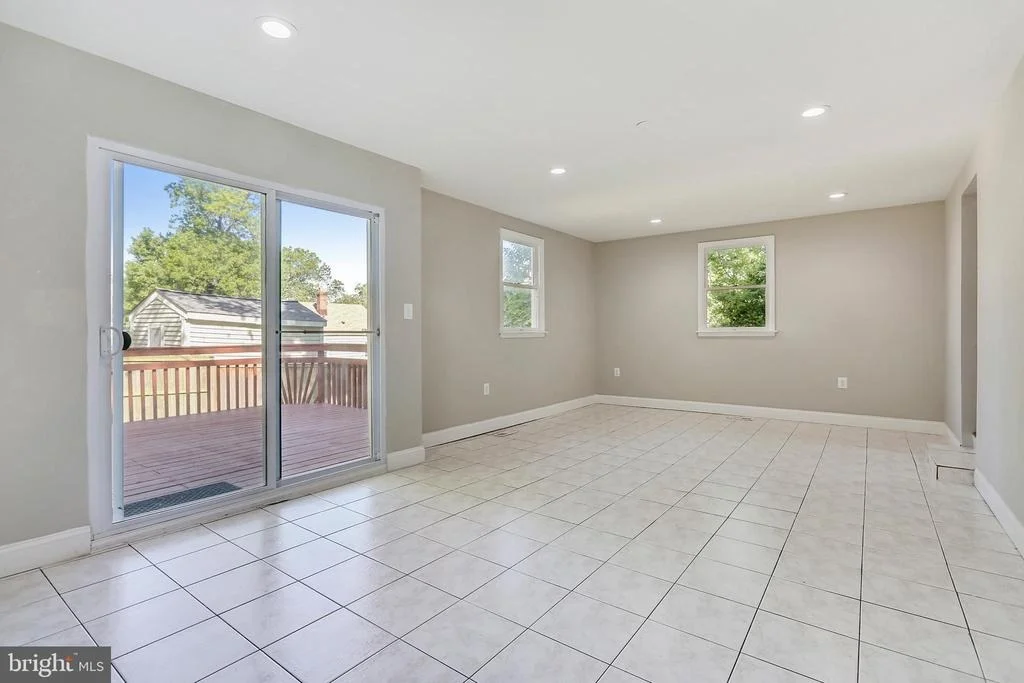 Photo of 11814 IDLEWOOD ROAD