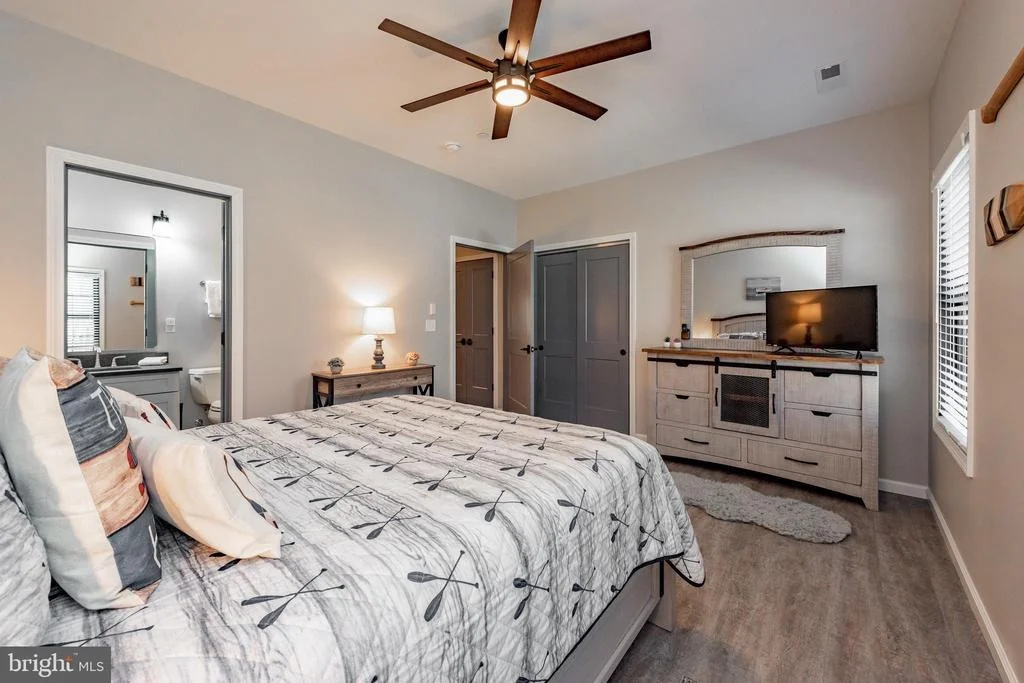Photo of 220 BILTMORE VIEW