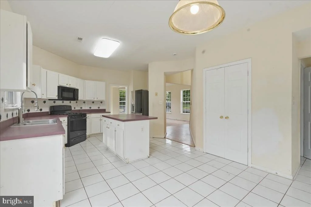 Photo of 9884 ARROWOOD DRIVE