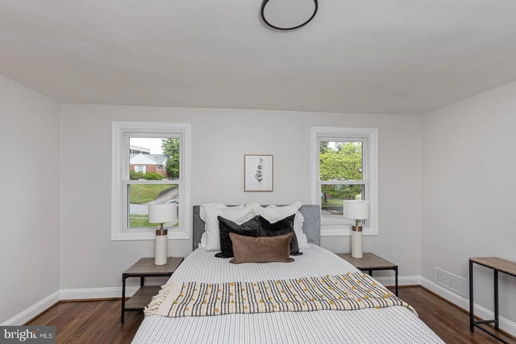 Photo of 536 BROOK ROAD