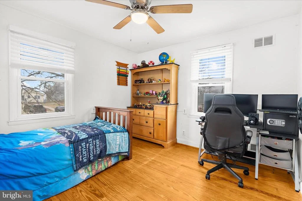 Photo of 7803 LINTHICUM ROAD