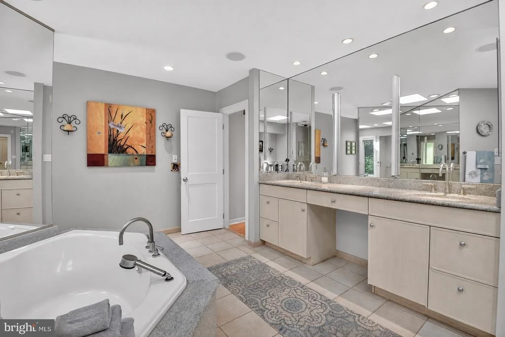 Photo of 10801 BALANTRE LANE