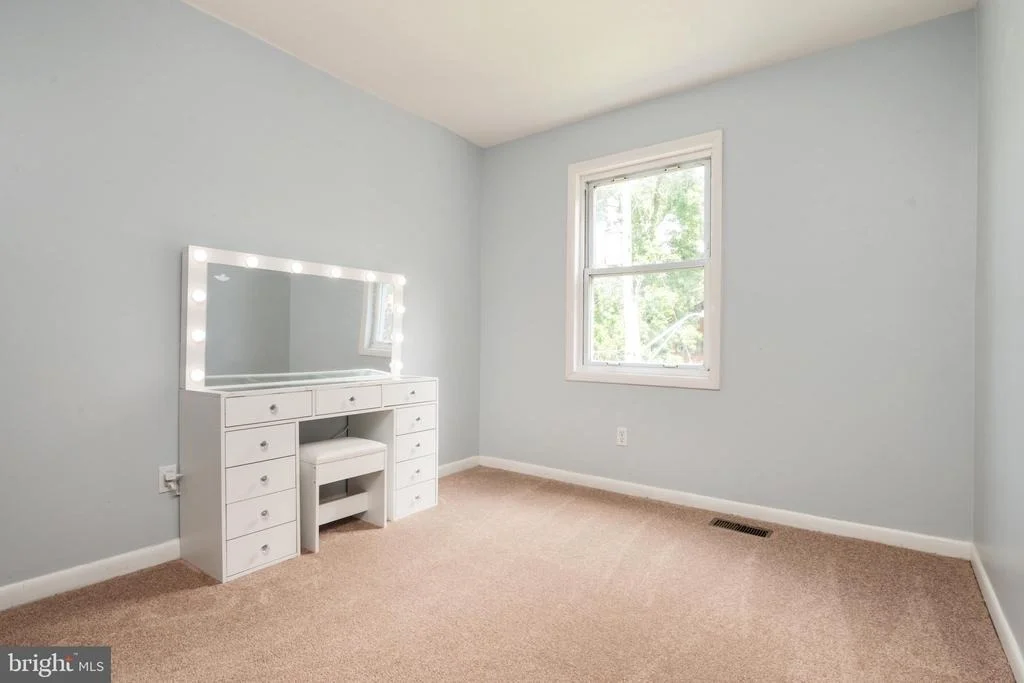 Photo of 1734 RIDGELY ROAD