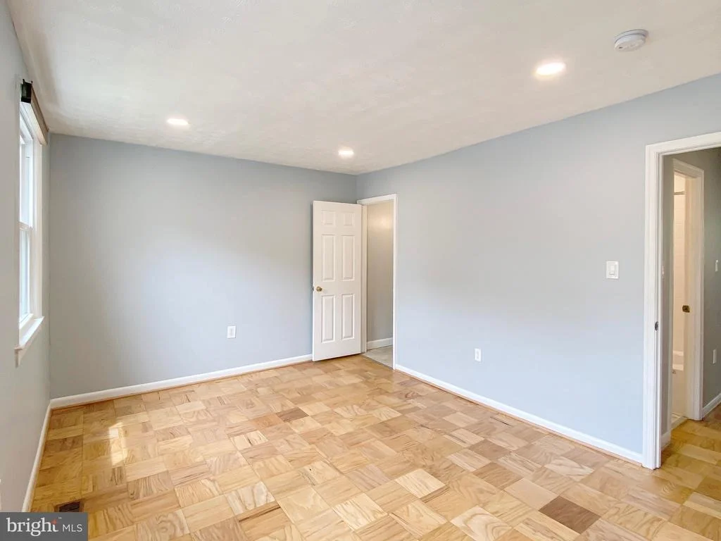 Photo of Unit 1G at 8352 IMPERIAL DRIVE