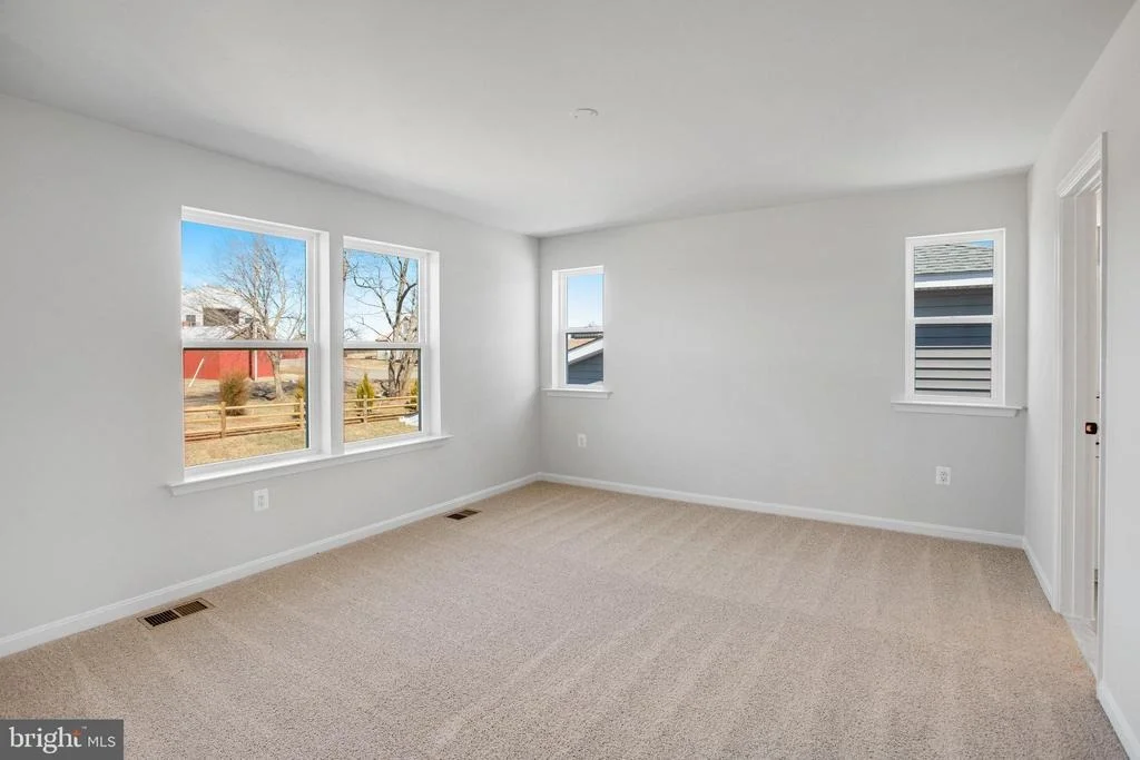 Photo of 611 CLOVER LANE