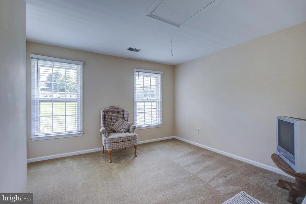 Photo of 22137 CREEKVIEW DRIVE