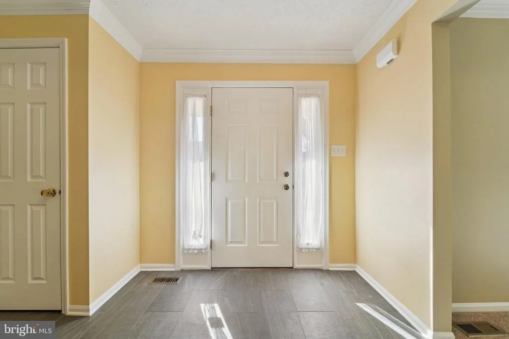 Photo of 216 BOOKHAM LANE