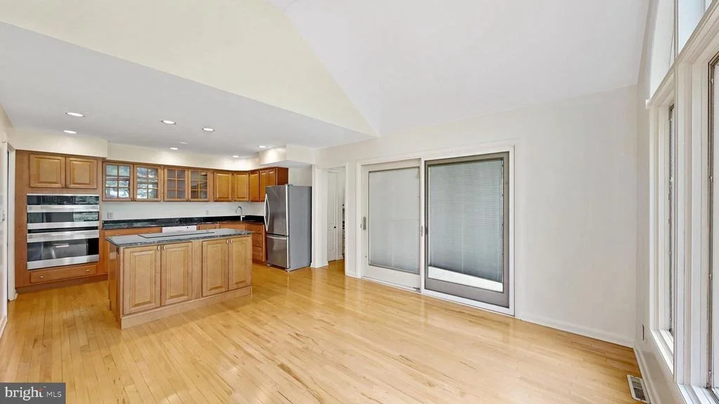 Photo of 45 W FAIRFIELD DRIVE