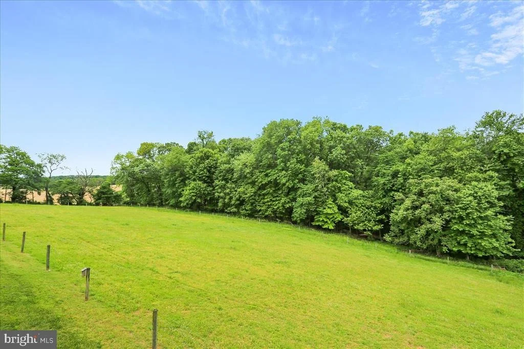 Photo of 26310 JOHNSON DRIVE