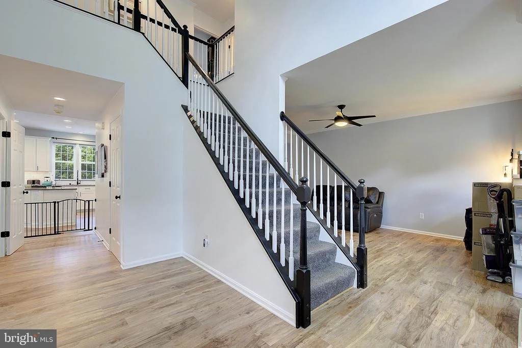 Photo of 2424 VALLEY BROOK LANE