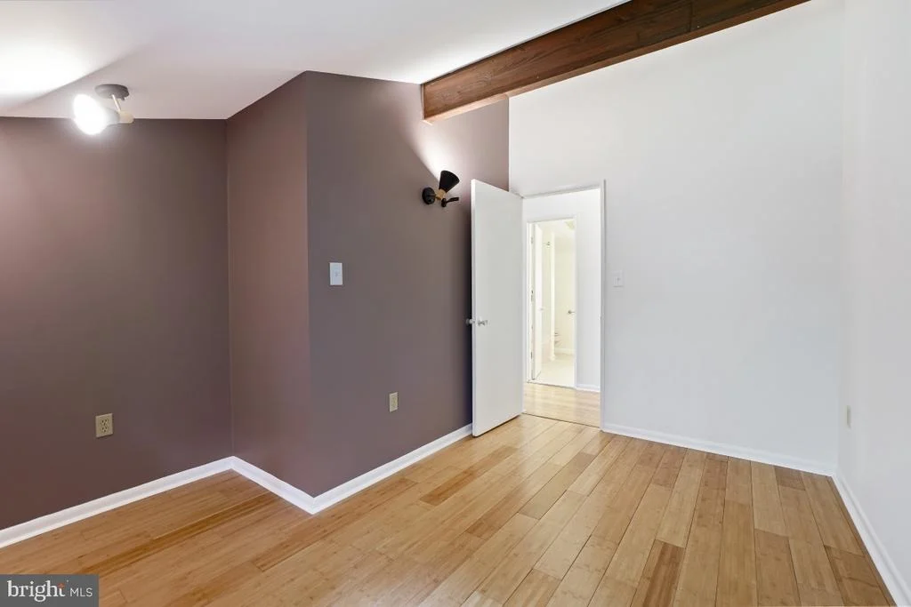 Photo of 8545 PINEWAY COURT