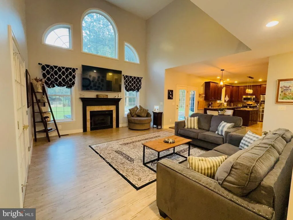 Photo of 13611 PERIMETER DRIVE