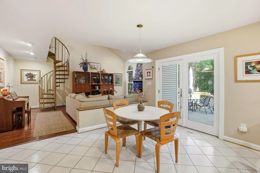 Photo of 2101 DRURY ROAD