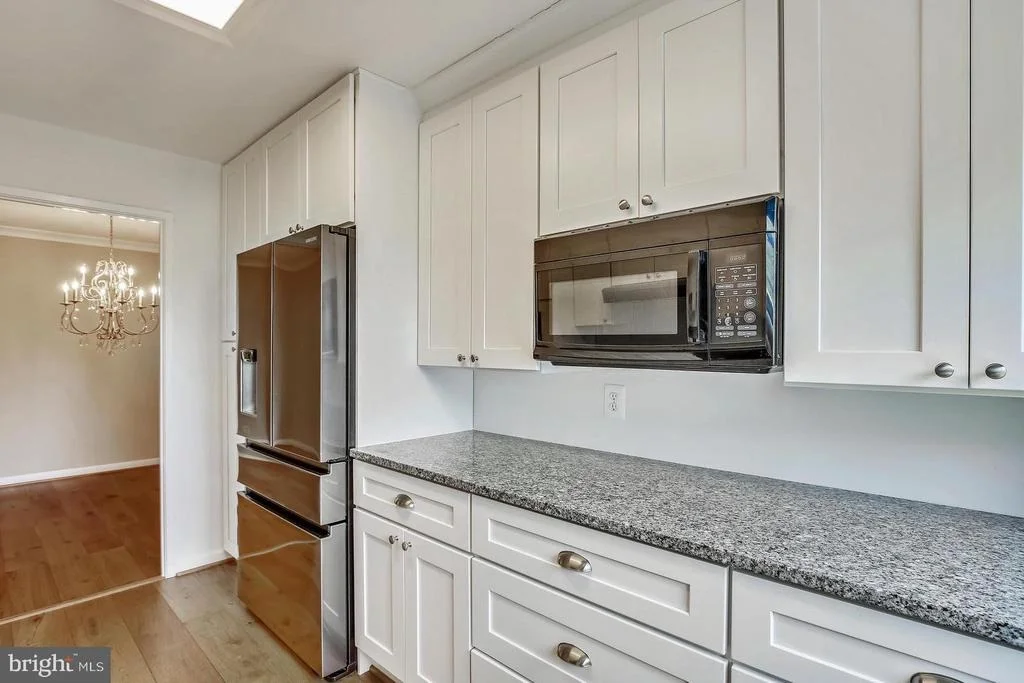 Photo of Unit 310 at 5902 MOUNT EAGLE DRIVE