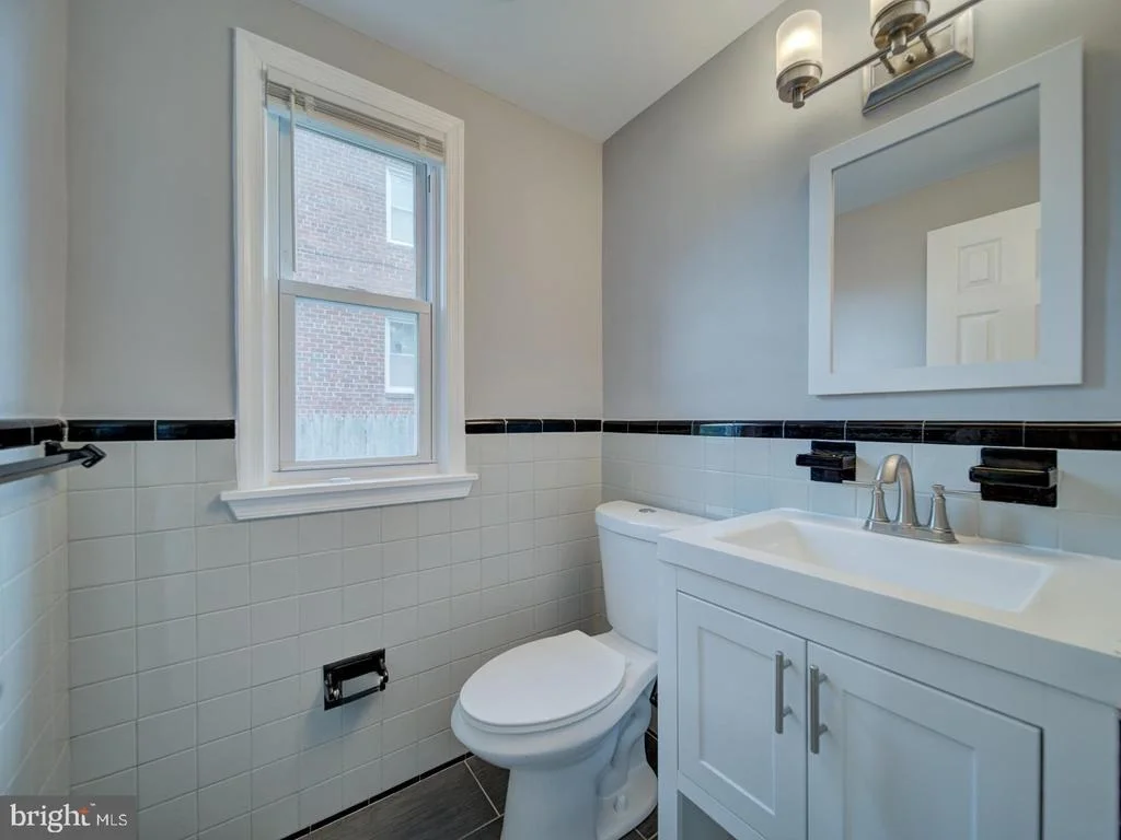 Photo of 2407 SAINT CLAIR DRIVE
