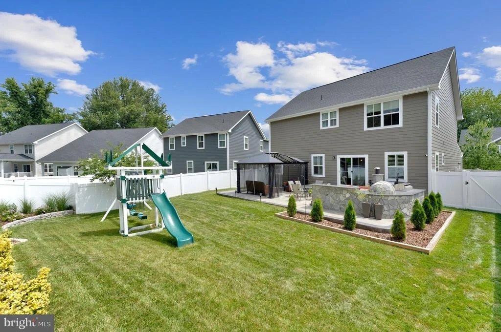 Photo of 238 NORMA DEAN DRIVE