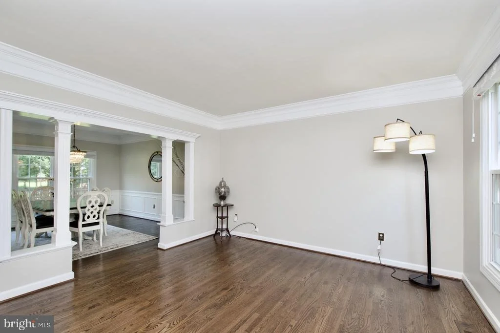 Photo of 5495 ASHLEIGH ROAD