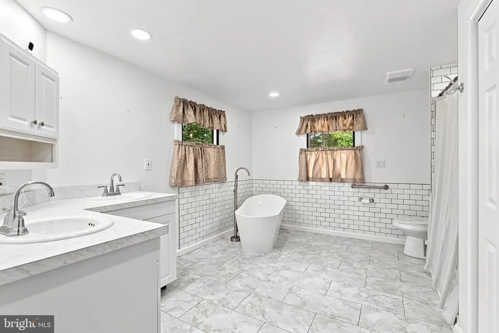 Photo of 26 WALNUT ROAD