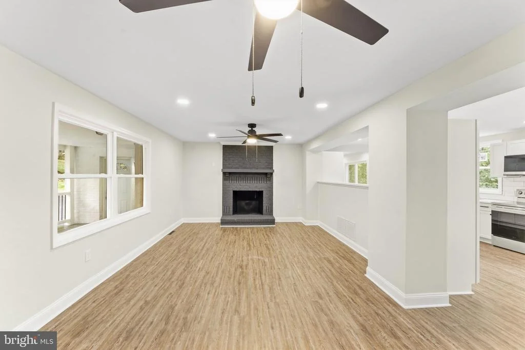 Photo of 201 SINGLETREE COURT