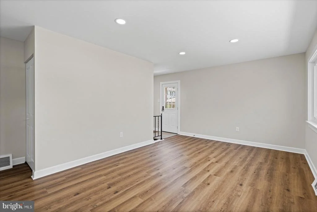 Photo of 247 CANDYTUFT ROAD