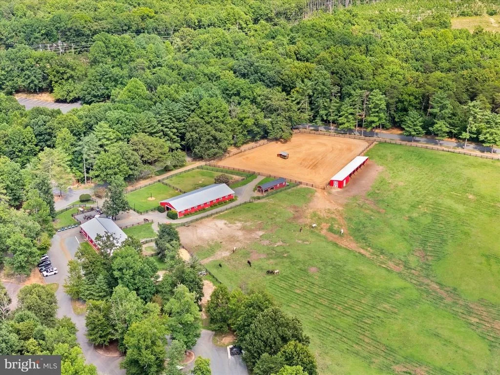 Photo of 178 PINEHURST DRIVE