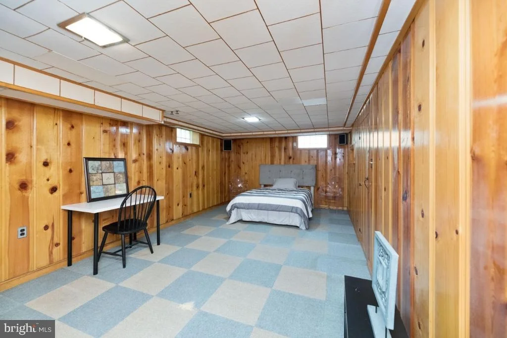 Photo of 403 GRALAN ROAD