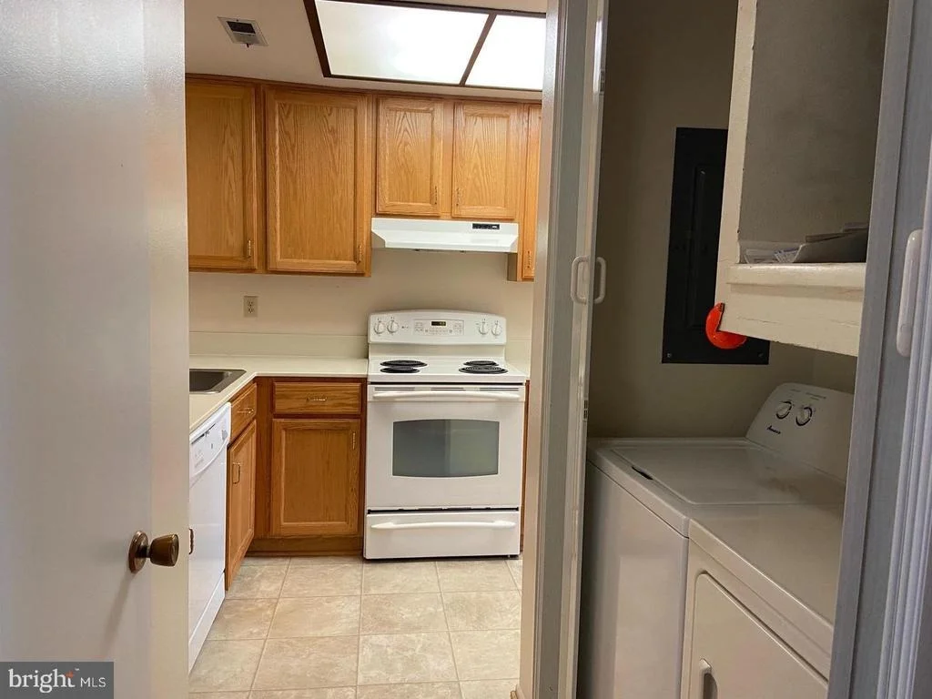 Photo of Unit 163E at 3510 FOREST EDGE DRIVE