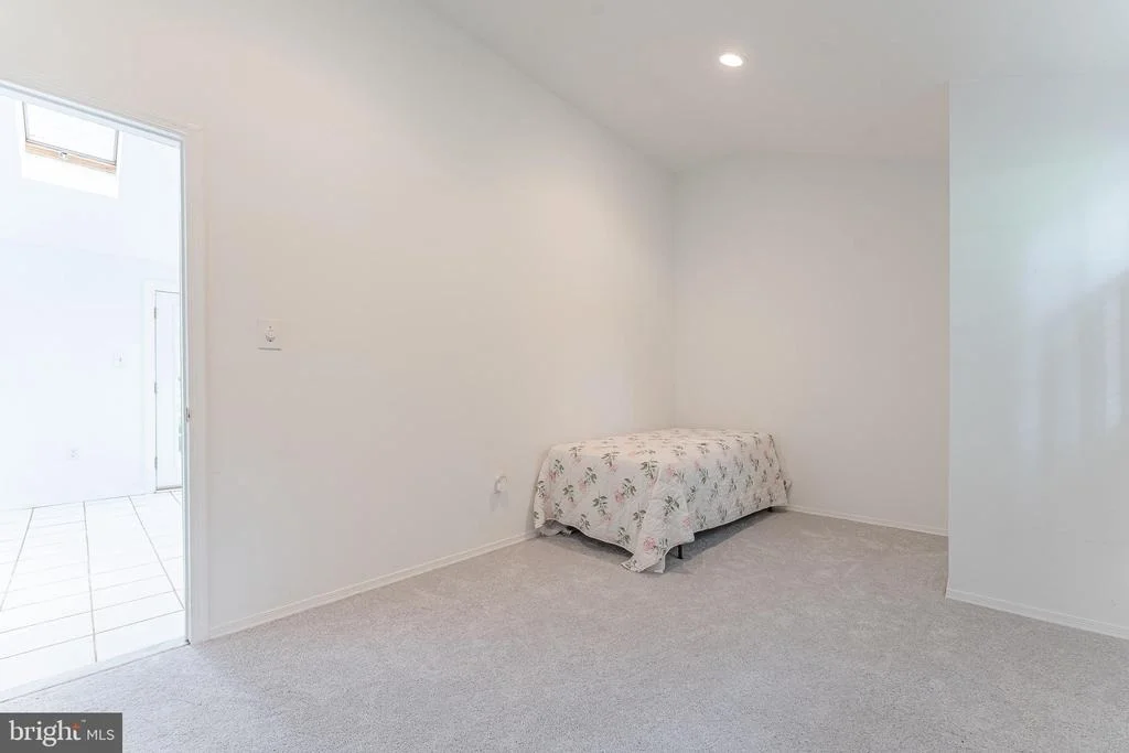 Photo of 1239 UPTON CIRCLE