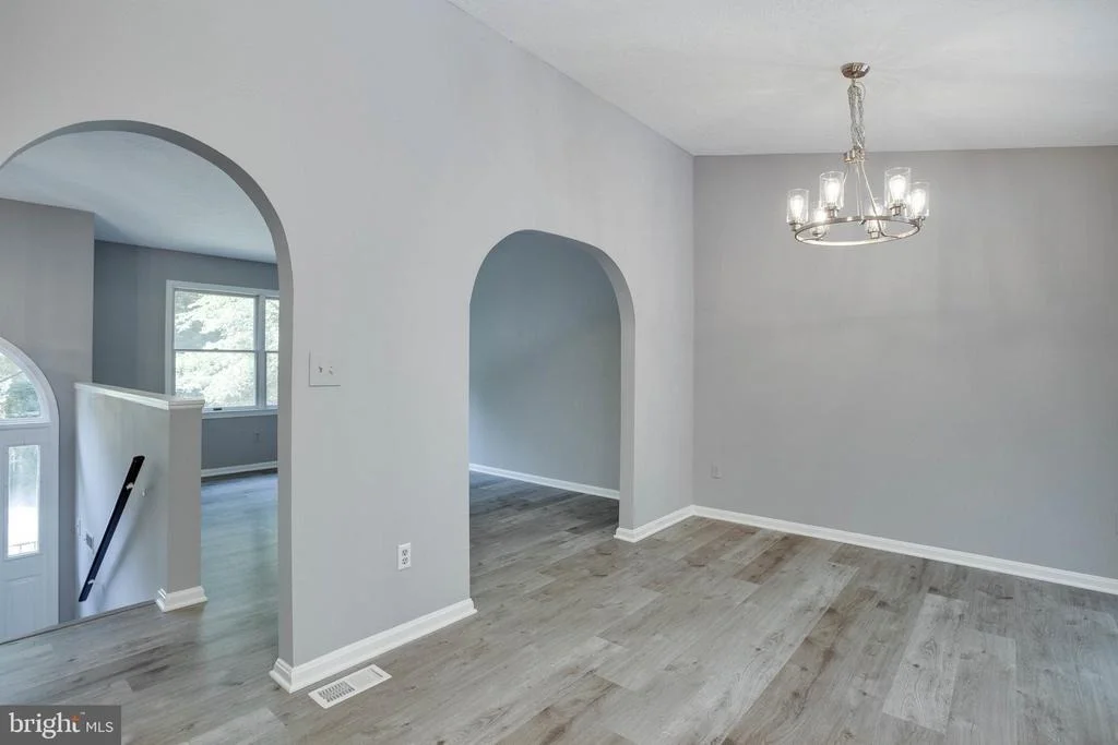 Photo of 730 OX BOW LANE