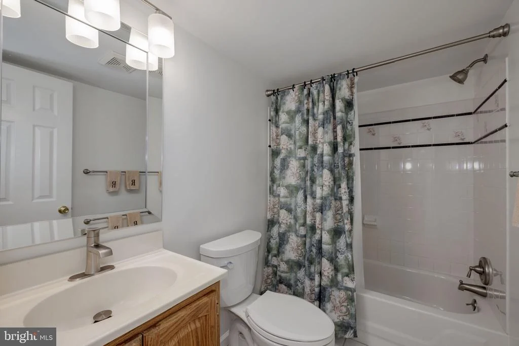 Photo of 6929 SPANKER DRIVE