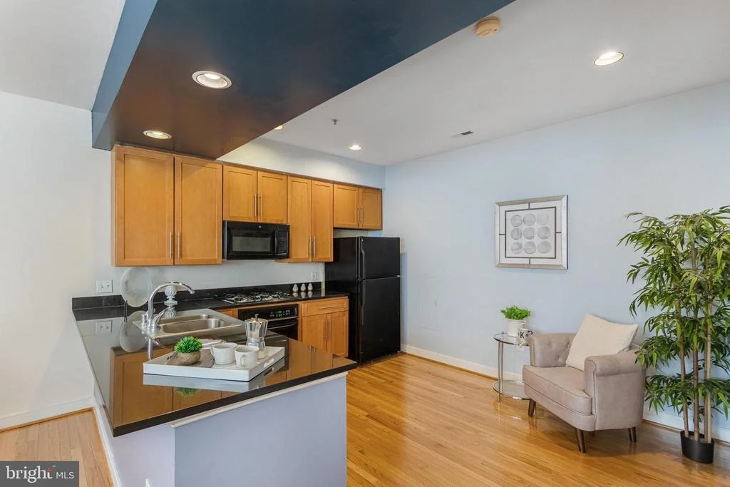 Photo of Unit 3 at 2363 CHAMPLAIN STREET NW