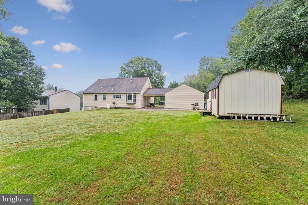 Photo of 2577 LAUREL BRANCH DRIVE